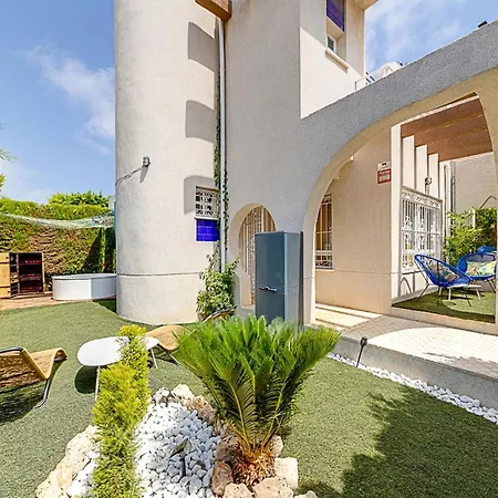 Elegant With Jacuzzi Loi Charls In 招待所 3*