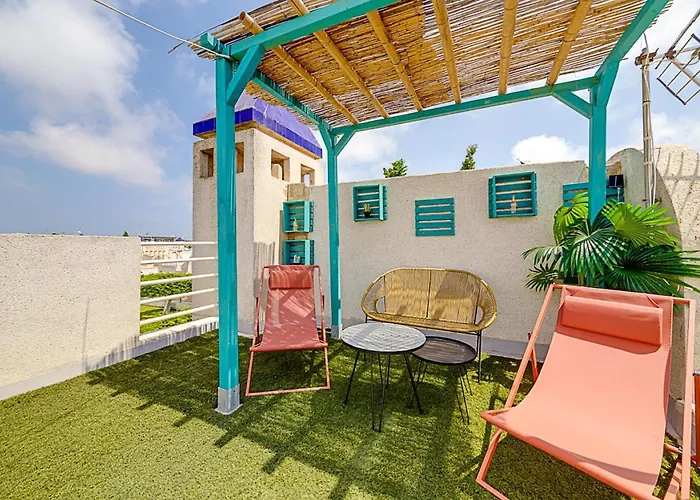 Elegant With Jacuzzi Loi Charls In 3* Torrevieja