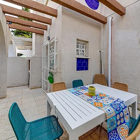 Elegant With Jacuzzi Loi Charls In 3* Torrevieja